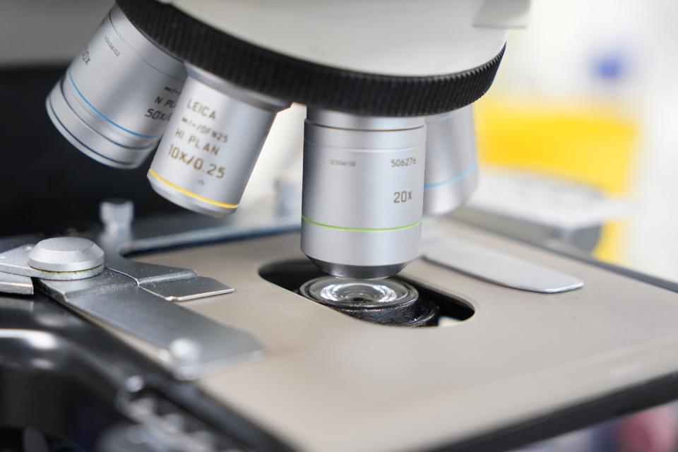 Une nouvelle étape franchie pour les laboratoires des CHU HELORA (Jolimont, Lobbes, Nivelles et Warquignies) !